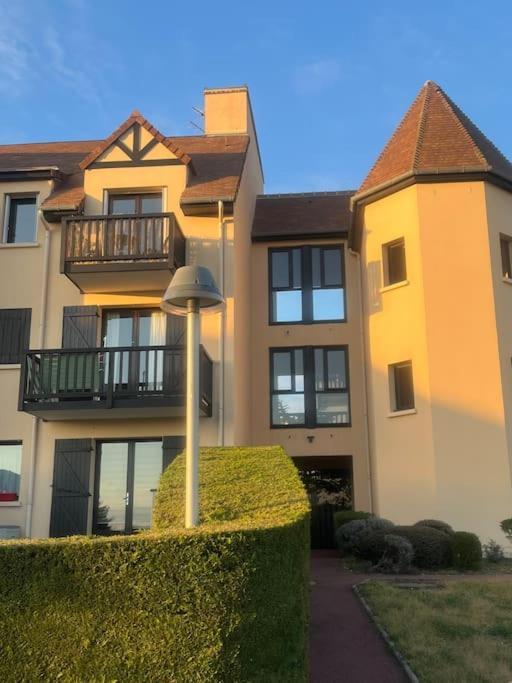 Le Rivabella Apartamento Ouistreham Exterior foto